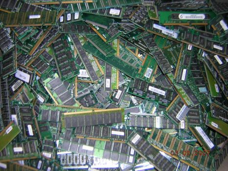 Chips & PCBs